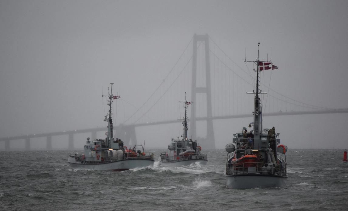 Med 10 grå Marinehjemmeværnsfartøjer og et stort antal hurtiggående gummibåde trænede Marinehjemmeværnet blandt andet havnebevogtning og eskorte af skibe.