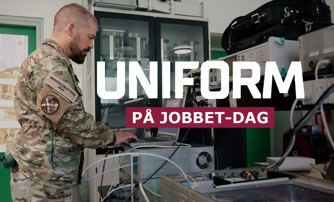 Frivillig i Hjemmeværnet på arbejde i uniform